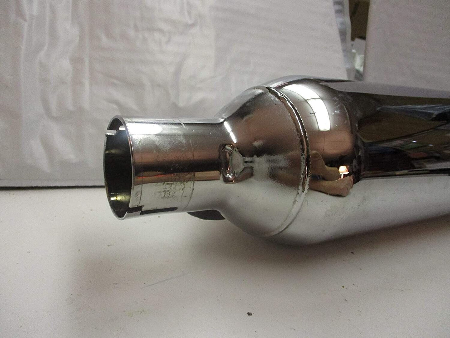 Harley Davidson Stock Chrome Muffler 65591-07 and 65592-07 (1) Pair HARFLT1584