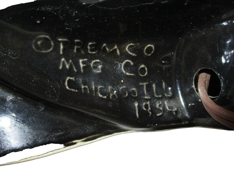 Vintage 1954 Chinese Oriental Porcelain Asian Boat TV Desk Lamp by Premco