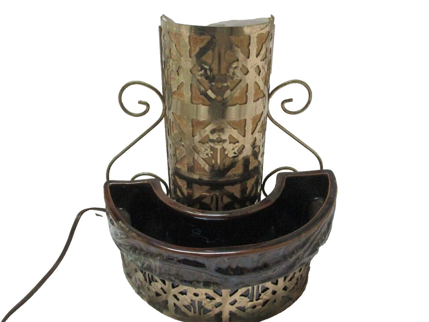 Vintage from the 1950s mid century modern tv planter/lamp sierra-columbia