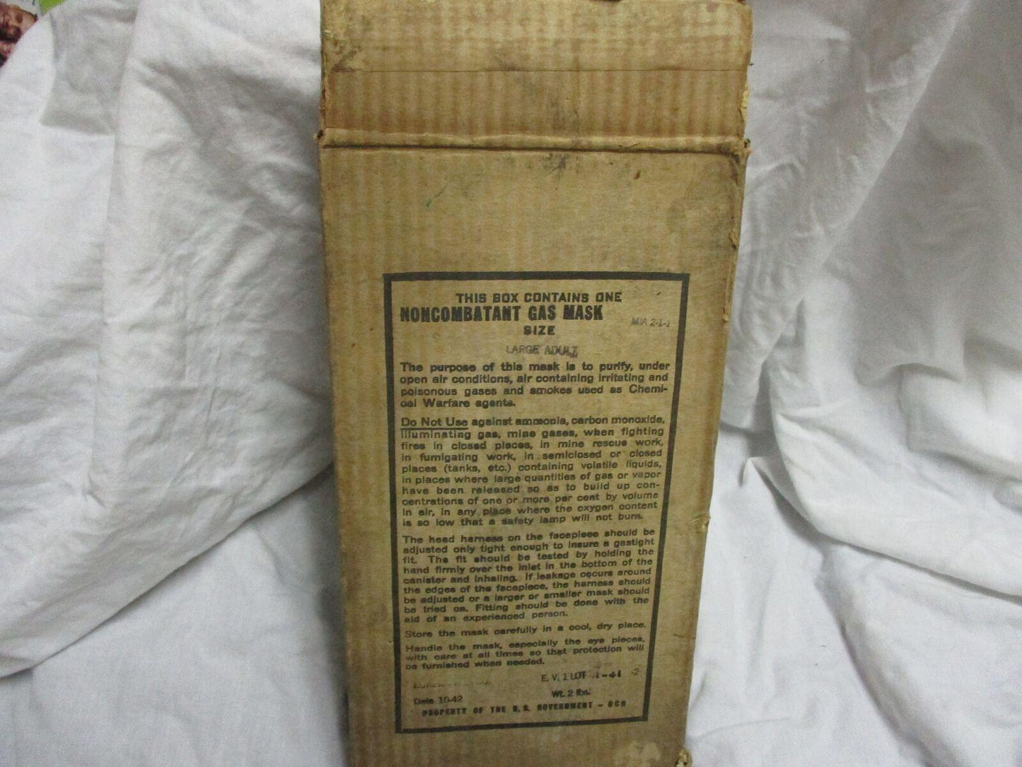 1942 Army Noncombatant Gas Mask WW2 2-1-1 Size Large With Carrying Bag