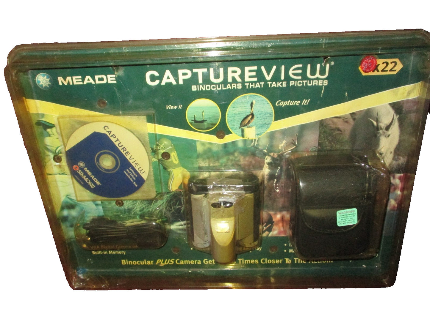 Meade Captureview 8x22 Integrated Roof Prism 3.0MP Digital Camera Binocular