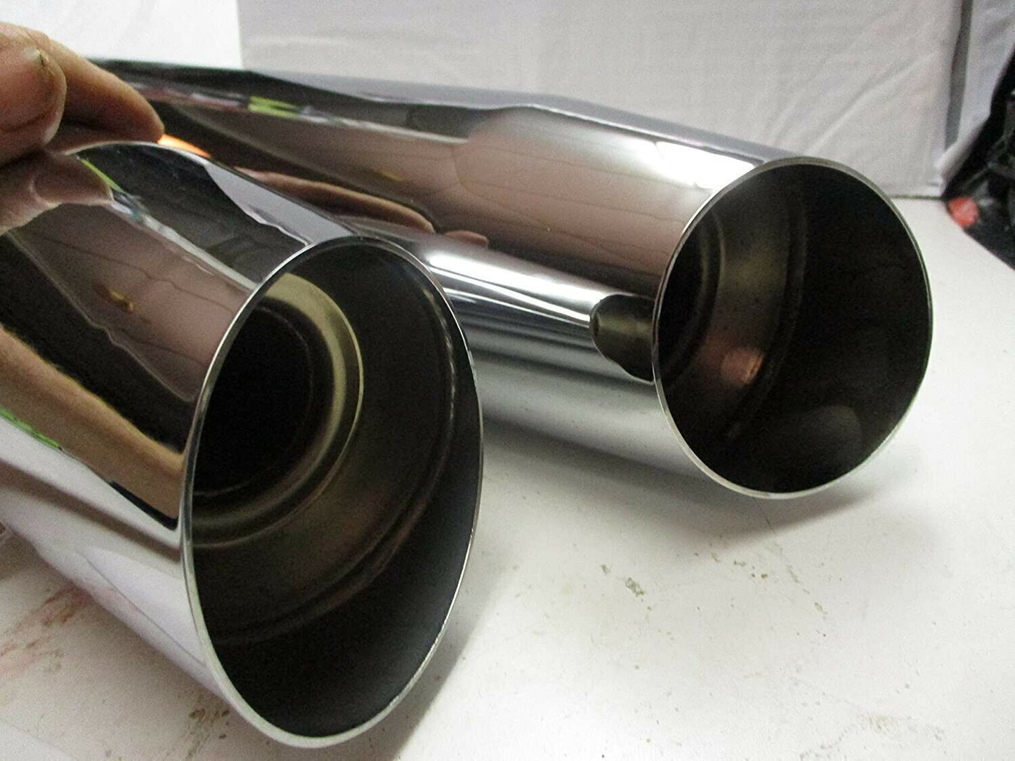 Harley Davidson Stock Chrome Muffler Fits 2017 Later Touring Models 64900235