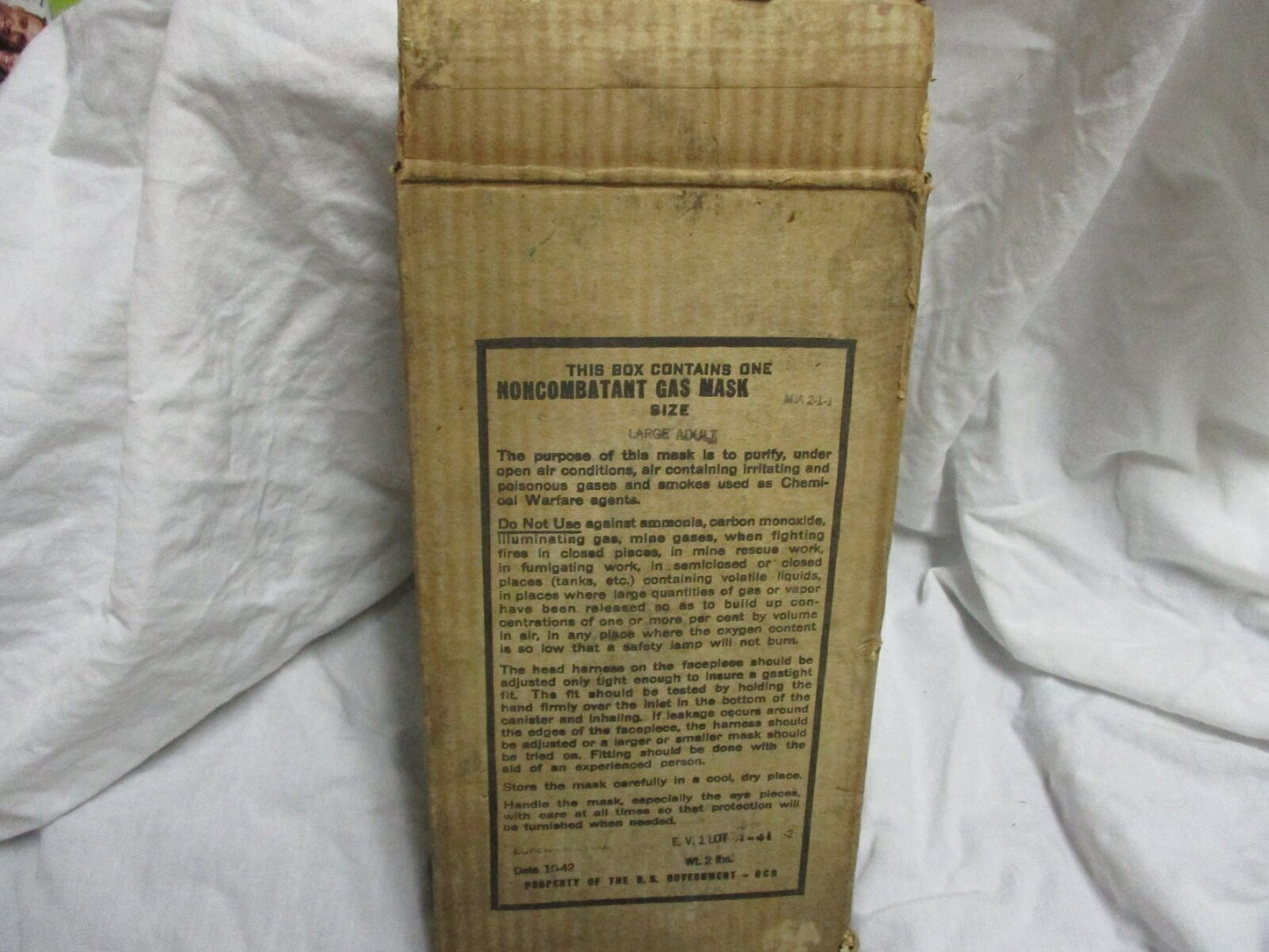 1942 Army Noncombatant Gas Mask WW2 2-1-1 Size Large With Carrying Bag