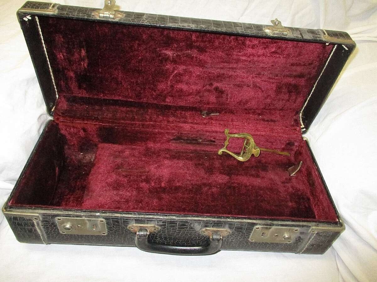 1950's Frank Holton Elkhorn Wis Trumpet/Cornet With Original Carrying Case