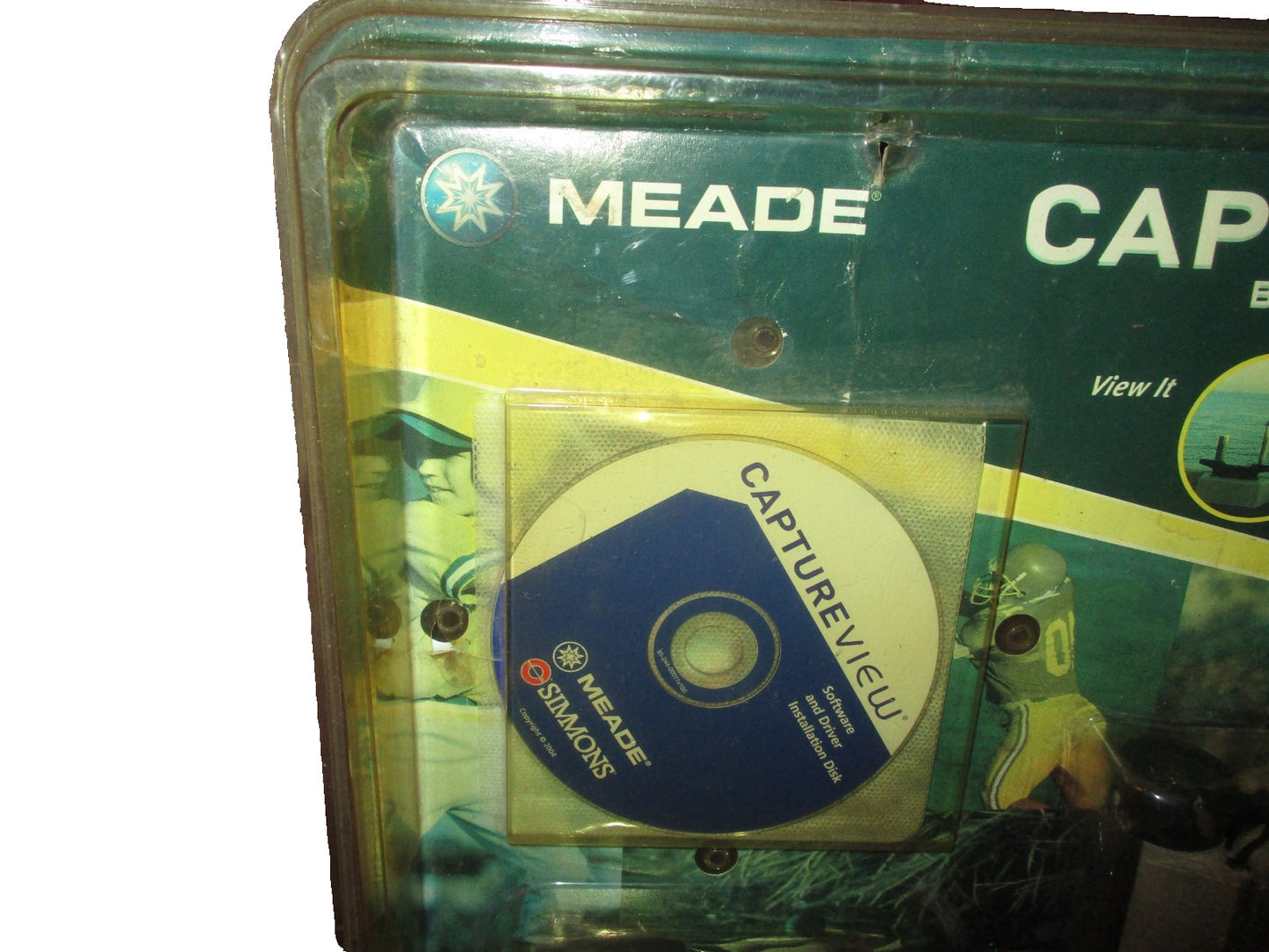 Meade Captureview 8x22 Integrated Roof Prism 3.0MP Digital Camera Binocular