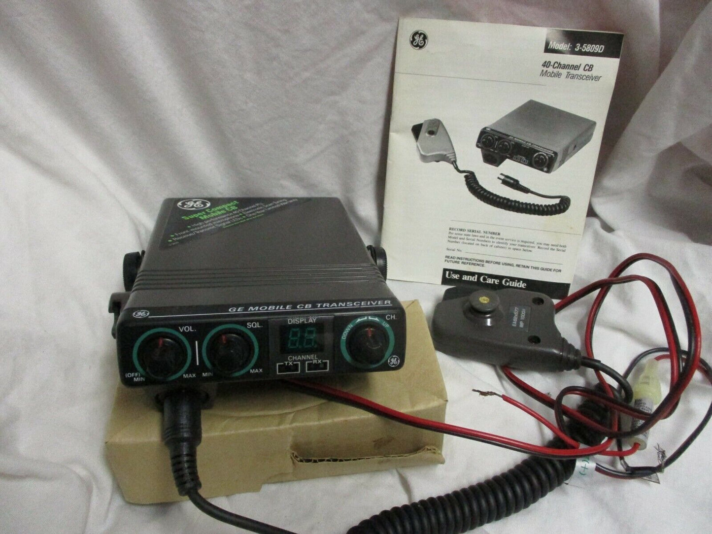 General Electric GE Compact Mobile CB Transceiver