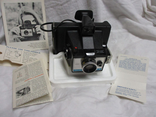 Vintage 1970 Polaroid Colorpack 3 Land Camera
